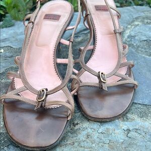 Gofreddo Fantini sandal, size 9.5